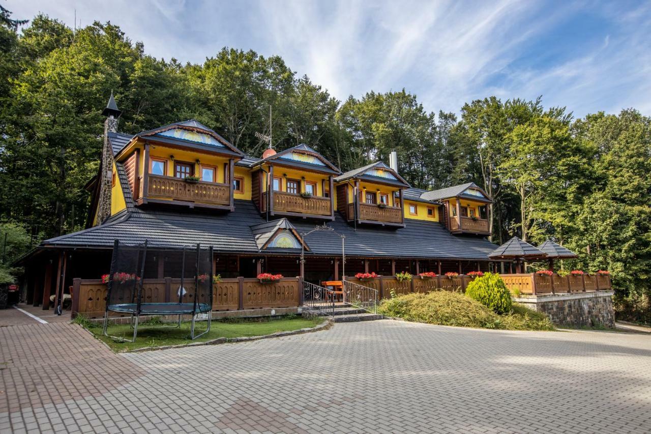 Koliba Expo Hotel Zelezna Buitenkant foto