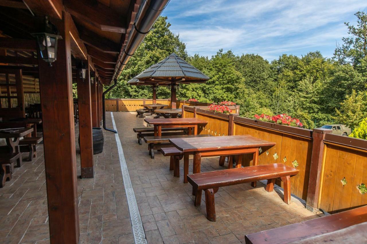 Koliba Expo Hotel Zelezna Buitenkant foto