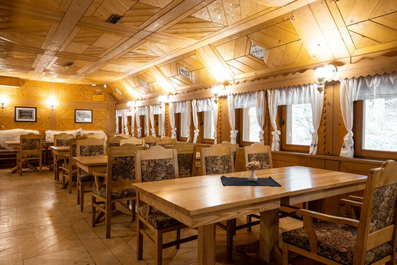 Koliba Expo Hotel Zelezna Buitenkant foto